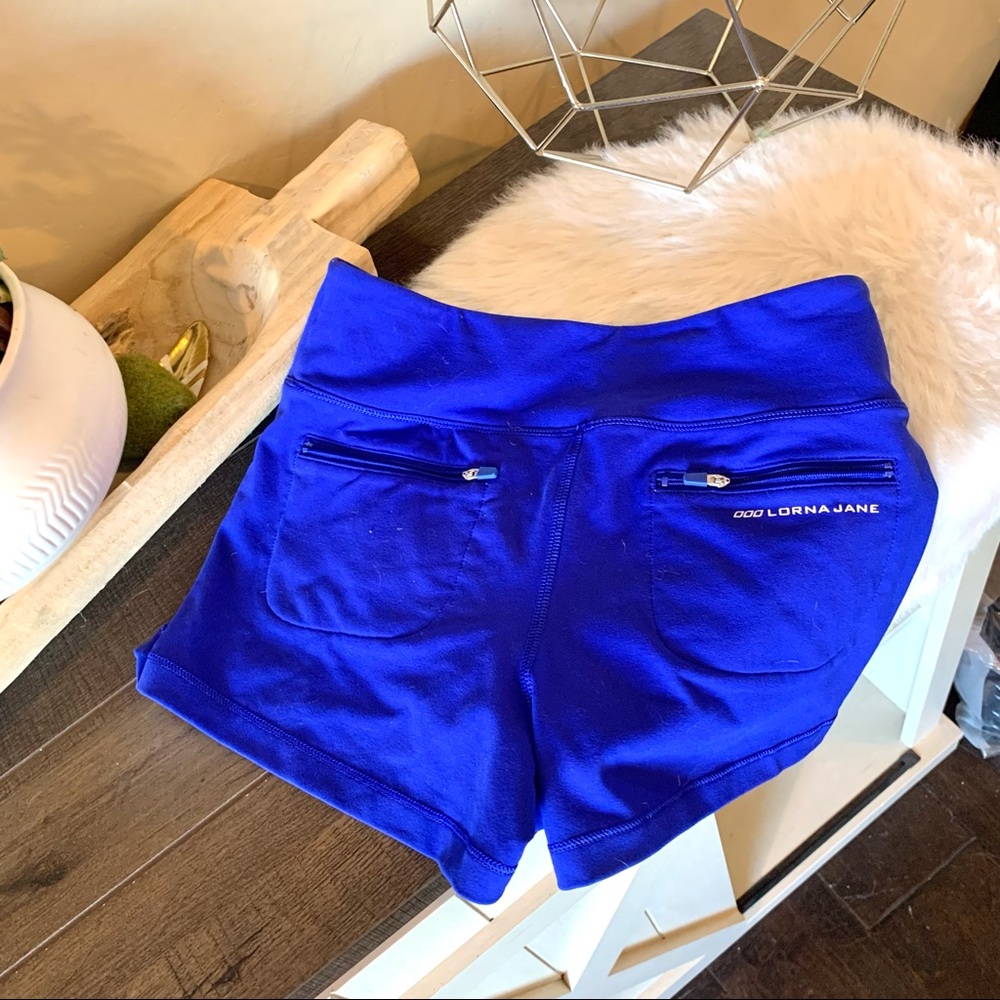 Lorna Jane lined athletic running yoga shorts #395 - Picture 5 of 6
